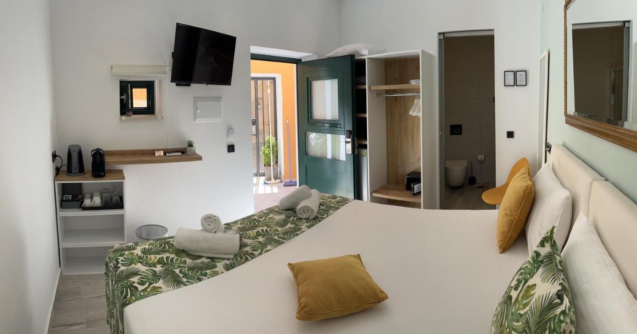 Antica Canea Luxury Rooms Chania  Buitenkant foto